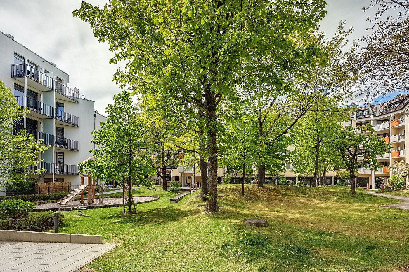 Apartment with 1.5 room | München-Bogenhausen | 1904ML6 | Grüne und...
