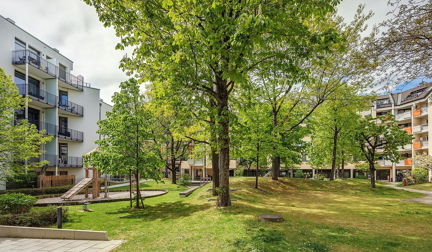 Apartment with 1.5 room | München-Bogenhausen | 1904ML6 | Grüne und...