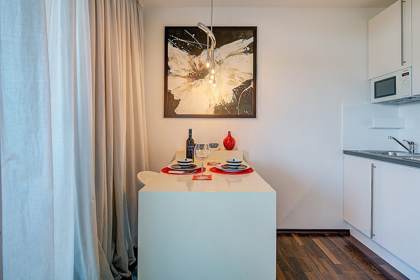 Apartment with 1 room | München-Schwabing | 70079 | ...mit Platz zum essen