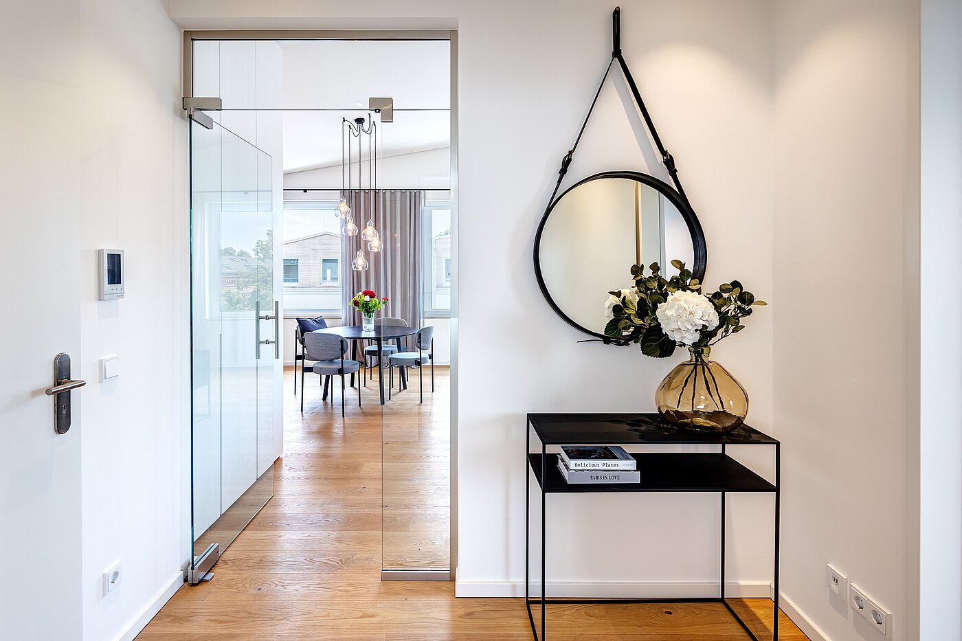 Apartment with 2 room | 70134 | Ansprechendes Entrée