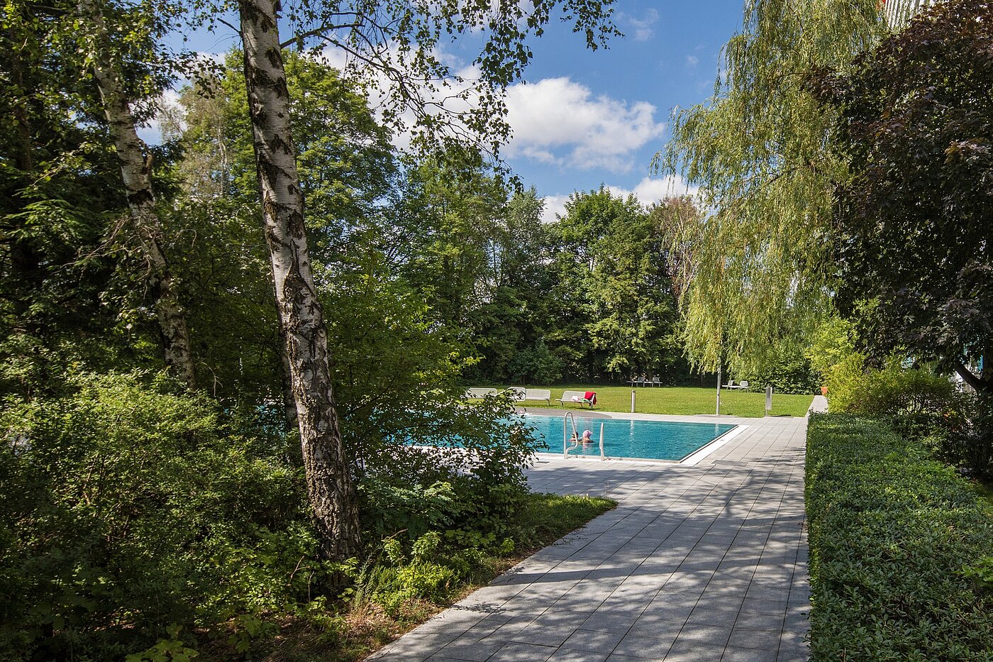 Apartment with 1 room | München-Forstenried | 2111ML1 | ...vom Schwimmbad