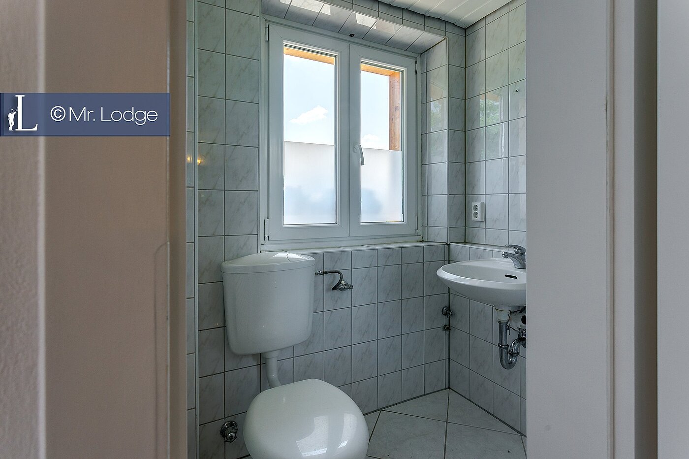 Bauernhaus with 9 room | Hohenschäftlarn | 1805ML4 | Duschbad Haus 1