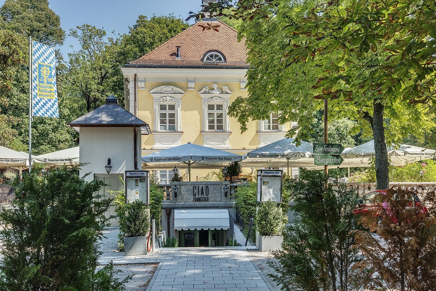 Apartment with 1 room | München-Milbertshofen | 70183 | Bayerisches Restaurant