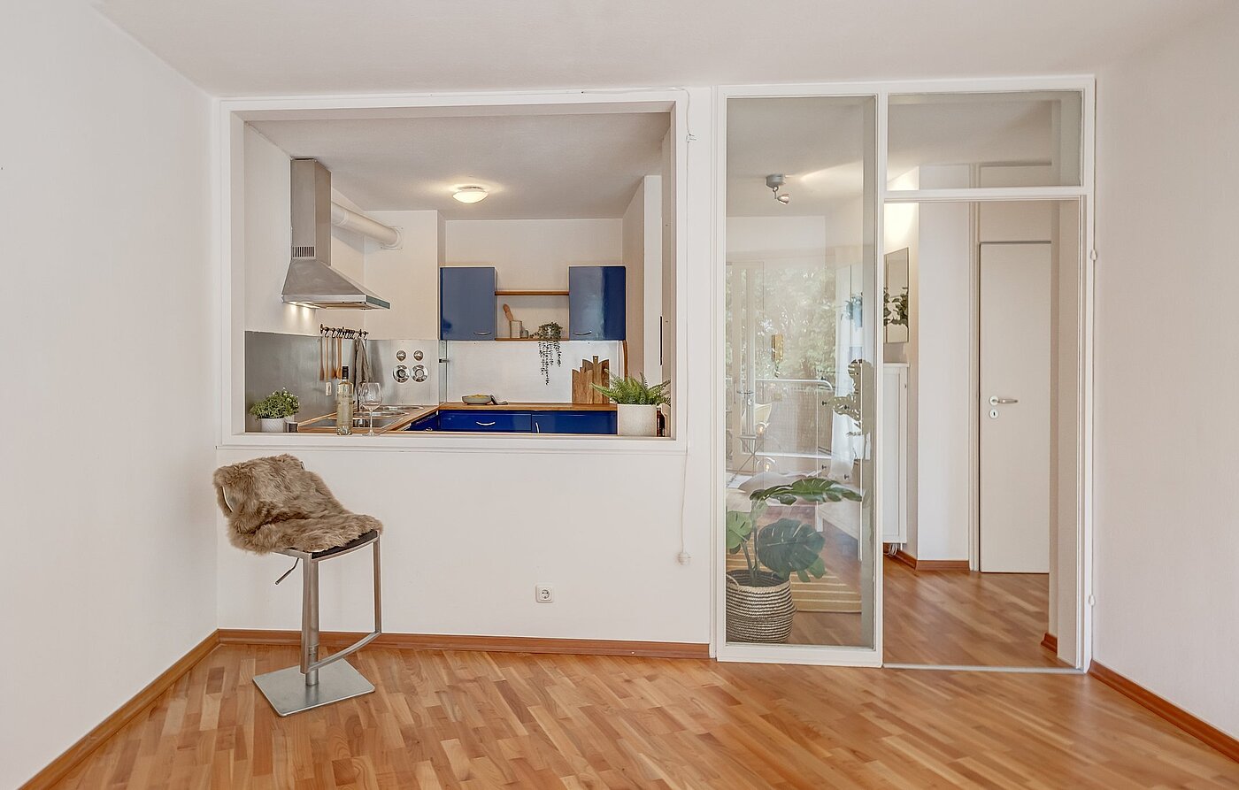 Apartment with 2 room | München-Schwabing | 2109ML3 | Blick zur Küche