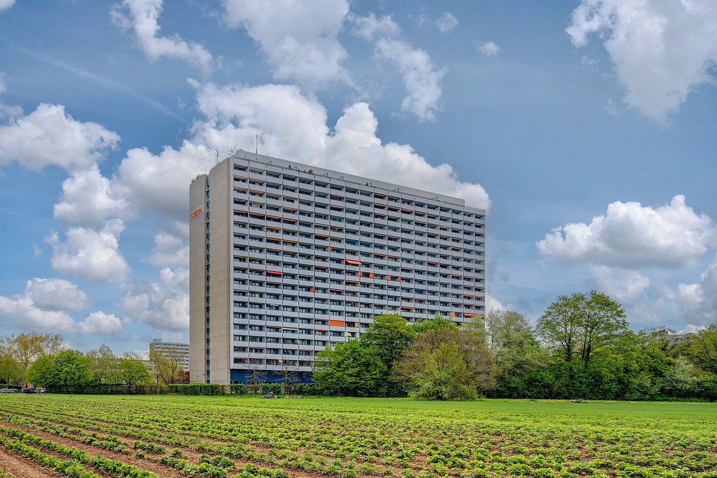 Apartment with 1 room | München-Solln | 2201ML92 | Imposante Außenansicht