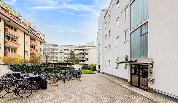 Ground floor apartment with 2 room | München-Schwabing | 70394 | Rückgebäude