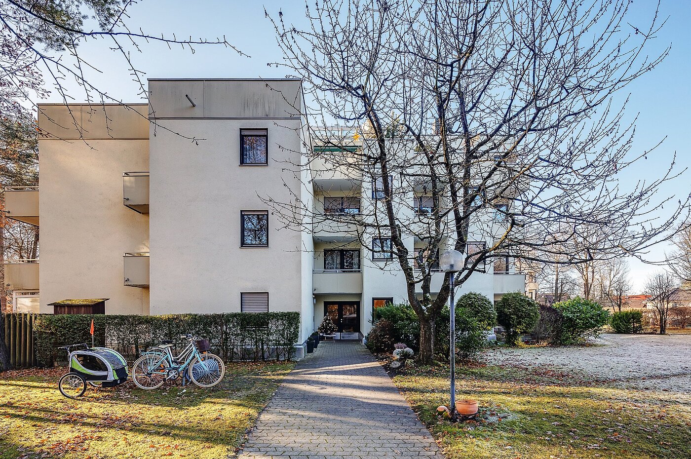 Apartment with 4 room | Eichenau | 1911ML12 | Hauseingang