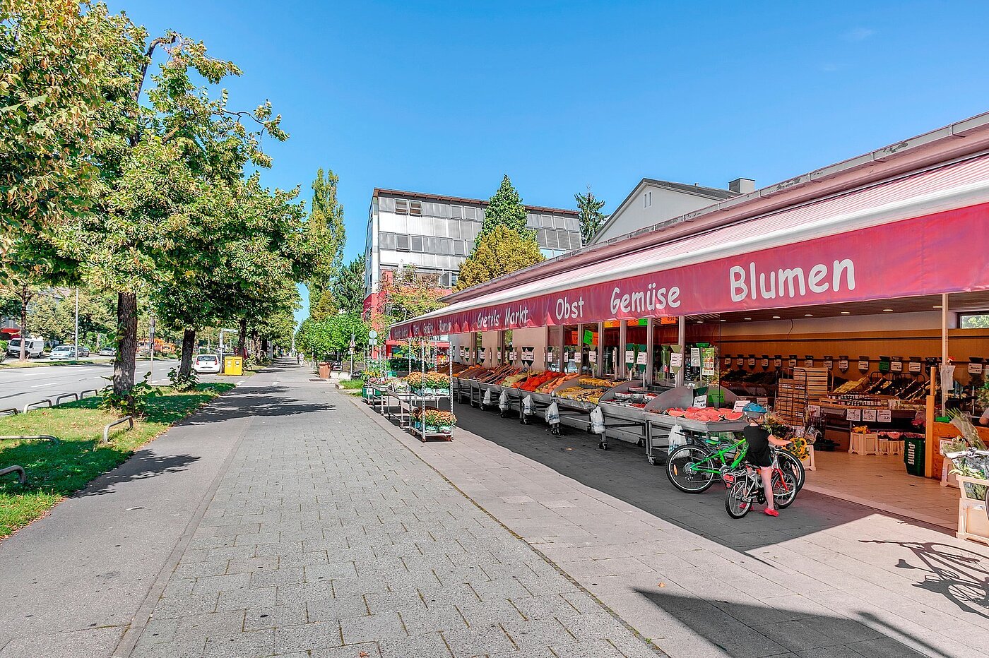 Raised Ground Floor with 2 room | München-Sendling-Westpark | 2001ML1 | Einkaufsmöglichkeiten