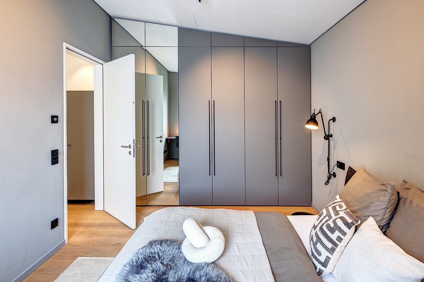 Attic Apartment with 2 room | München-Maxvorstadt | 701661 | Einbauschränke