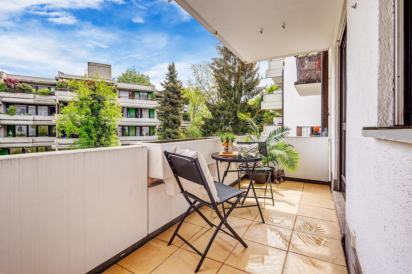 Apartment with 3 room | München-Schwabing | 2202ML12 | Großer Nord-Ost Balkon...