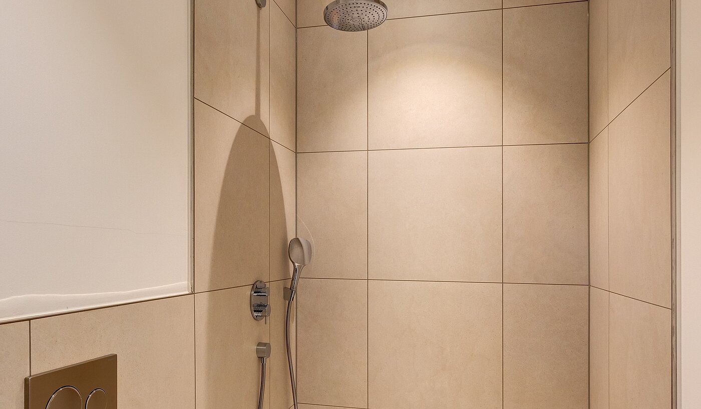 Terrassenwohnung with 3 room | München-Harlaching | 70371 | bodengleicher Dusche