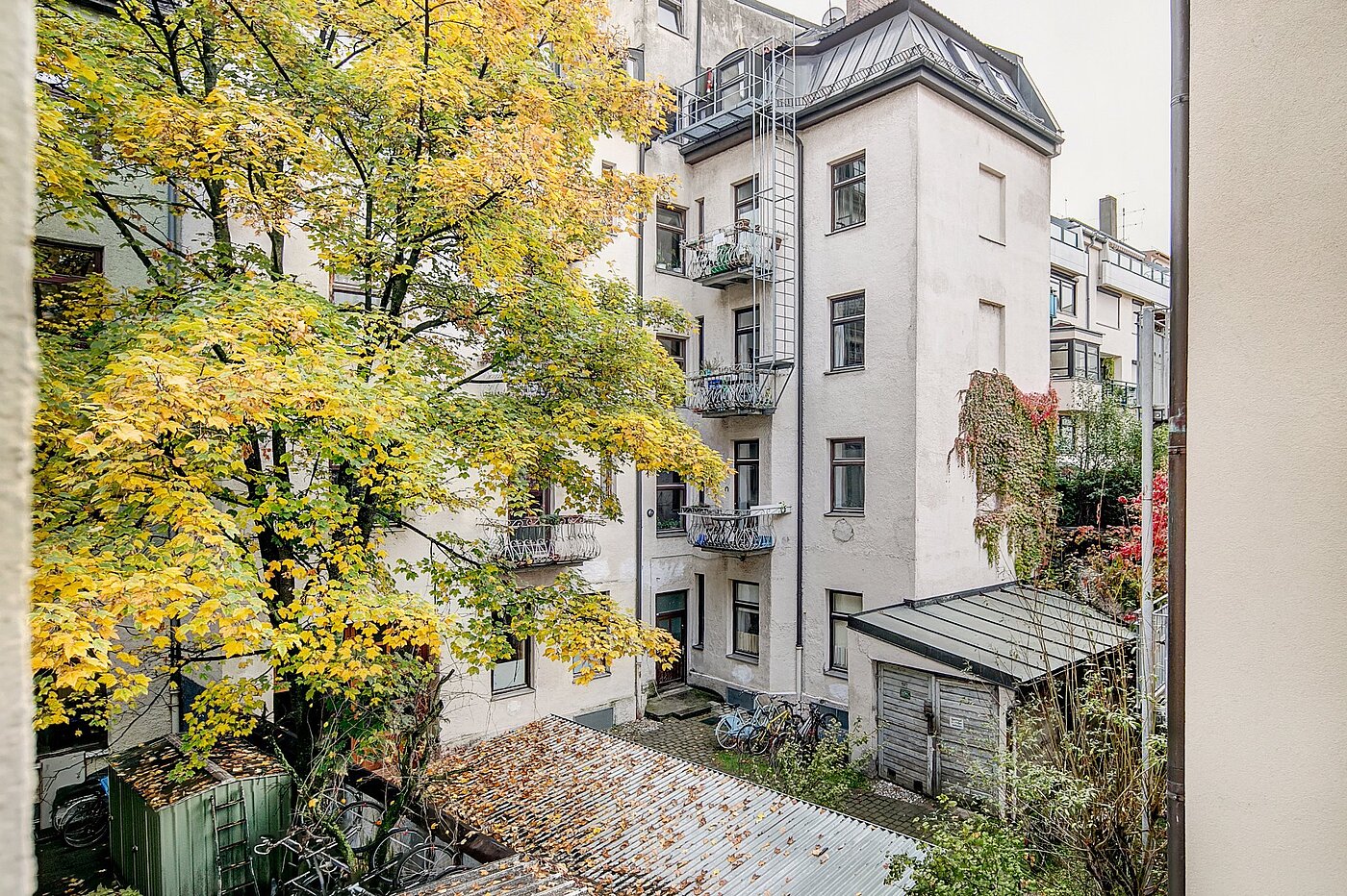 Apartment with 4 room | München-Maxvorstadt | 2011ML2 | Hofansicht