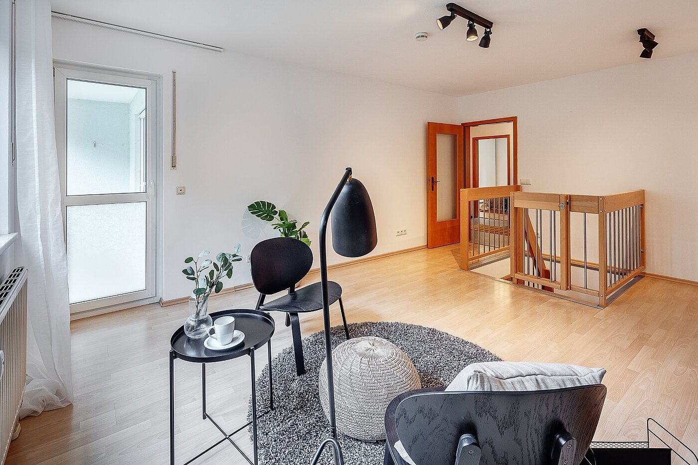 Apartment with 3 room | München-Hasenbergl | 2105ML10 | mit Treppe zum Hobbyraum
