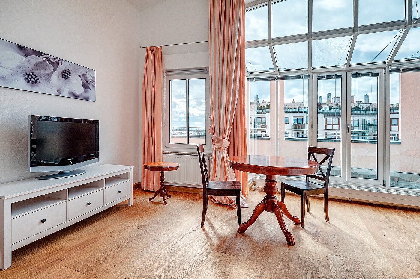 Apartment with 1 room | München-Perlach | 2204ML8 | Großes Panoramafenster