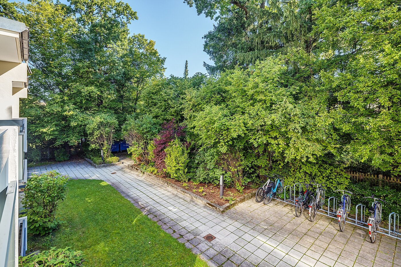 Apartment with 1.5 room | München-Sendling-Westpark | 2207ML4 | ...Blick ins Grüne