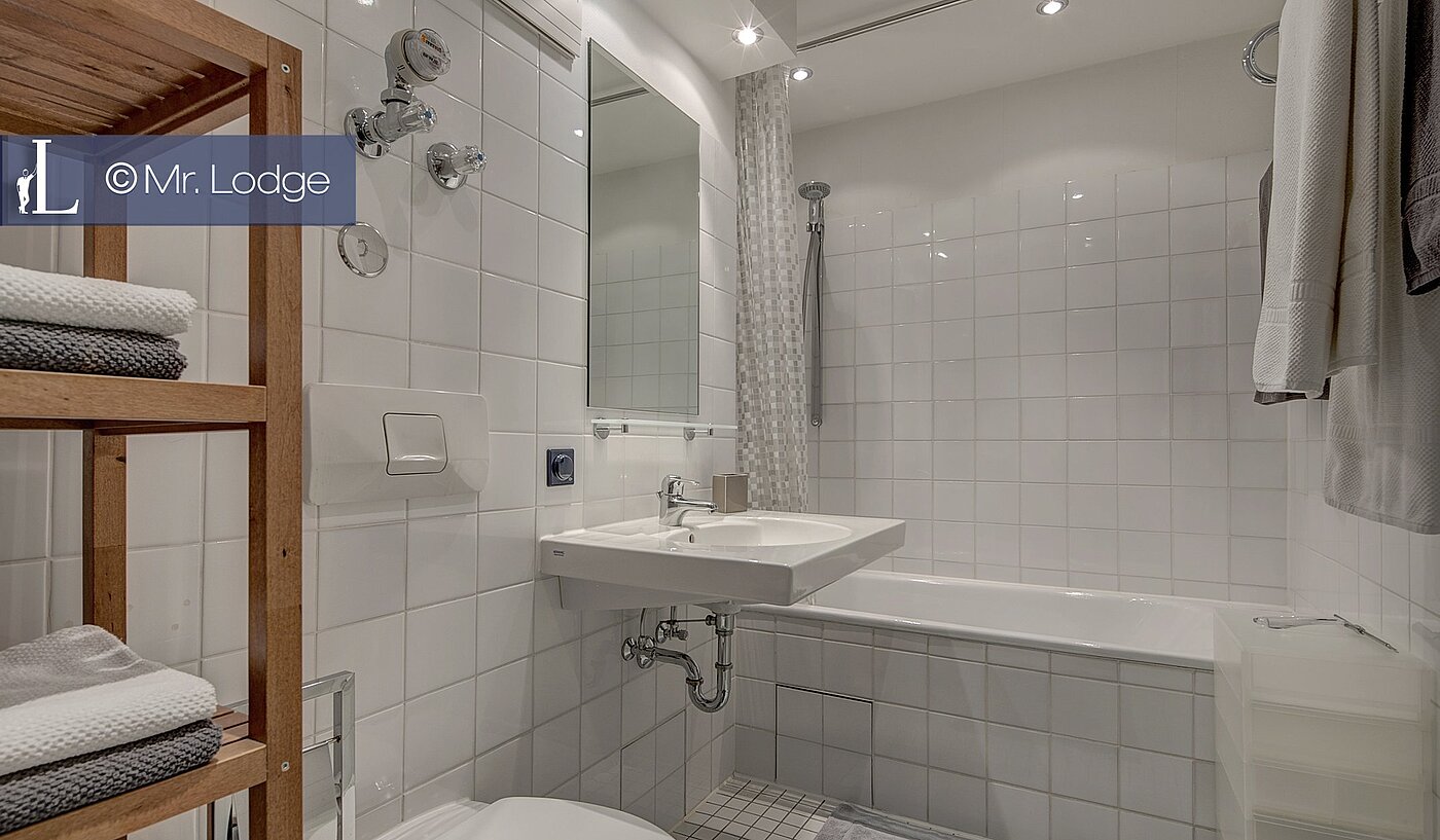 Apartment with 2 room | München-Lehel | 1605ML6 | Modernes Bad