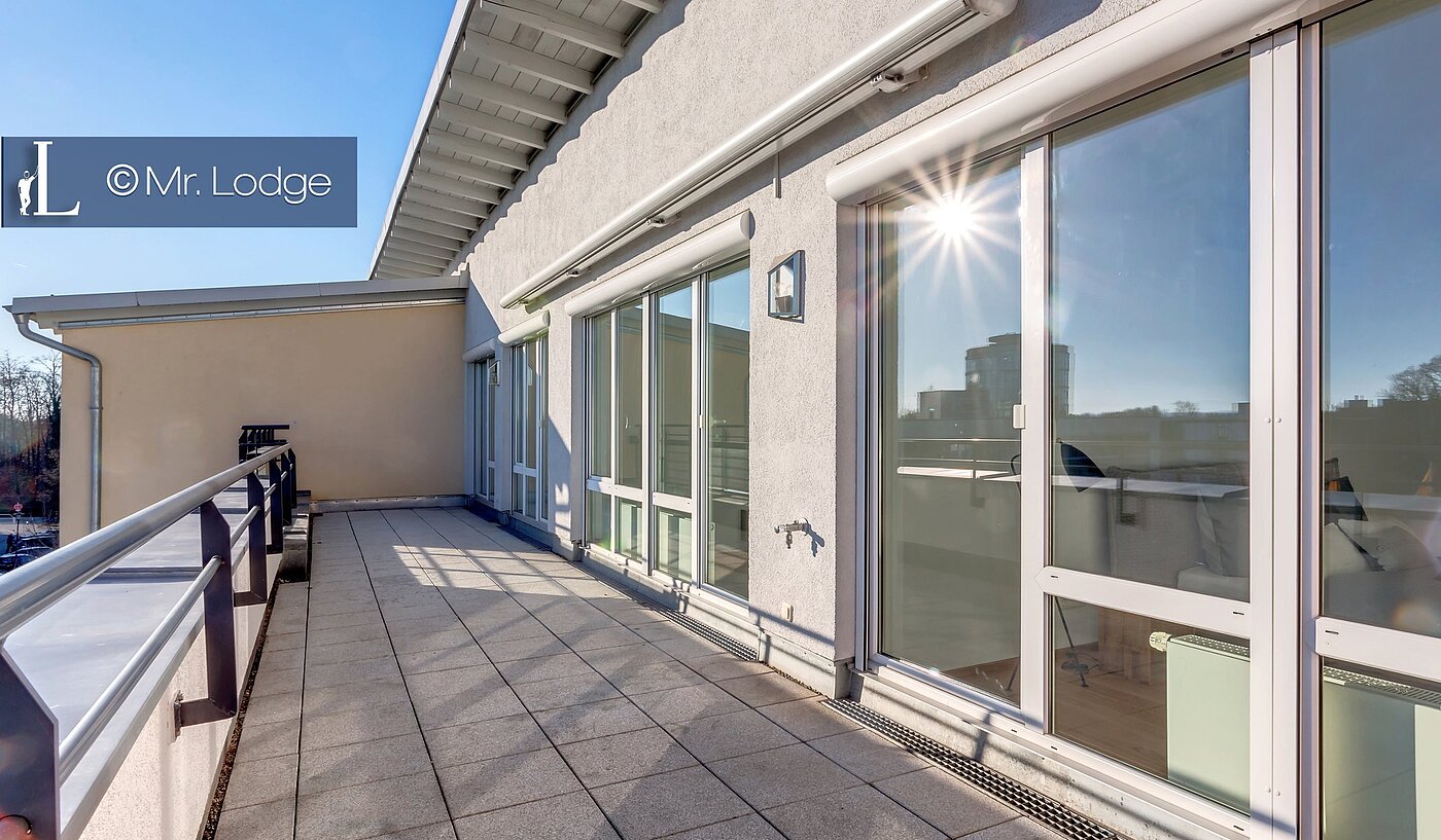 Attic Apartment with 4 room | 1608ML5 | Sonnige Dachterrasse