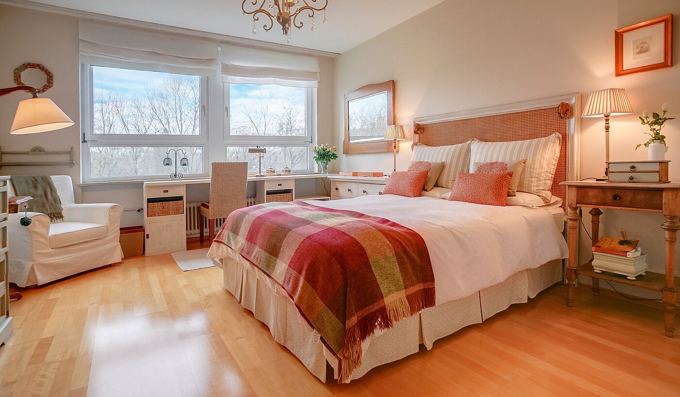 Apartment with 3 room | München-Au | 2003ML17 | Geräumiges Schlafzimmer