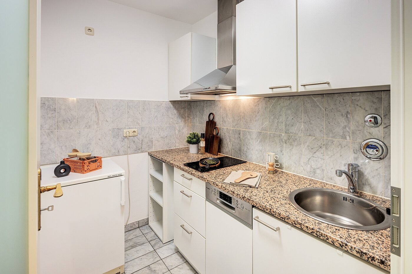Apartment with 1 room | München-Schwabing | 70249 | ...Küche mit...