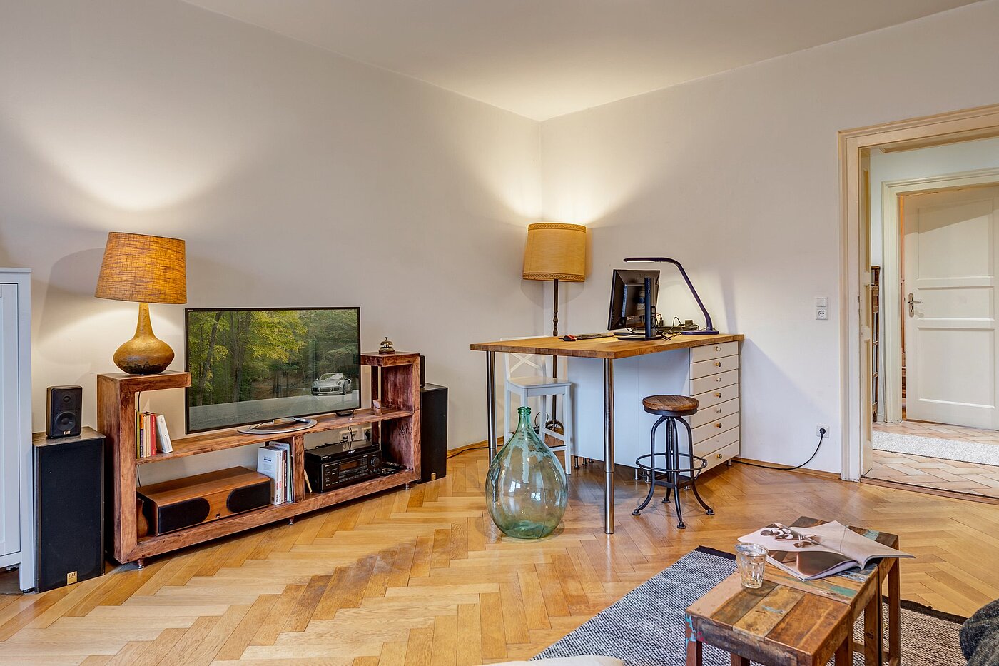 Apartment with 2.5 room | München-Au | 2001ML9 | ...Arbeiten
