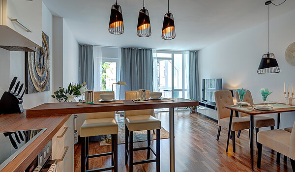 Apartment with 2 room | München-Schwabing | 70434 | ...und Frühstückstheke