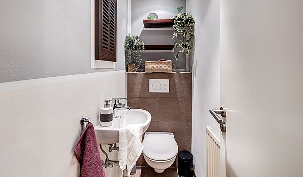 Corner townhouse with 6 room | Germering | 70033 | Gästetoilette