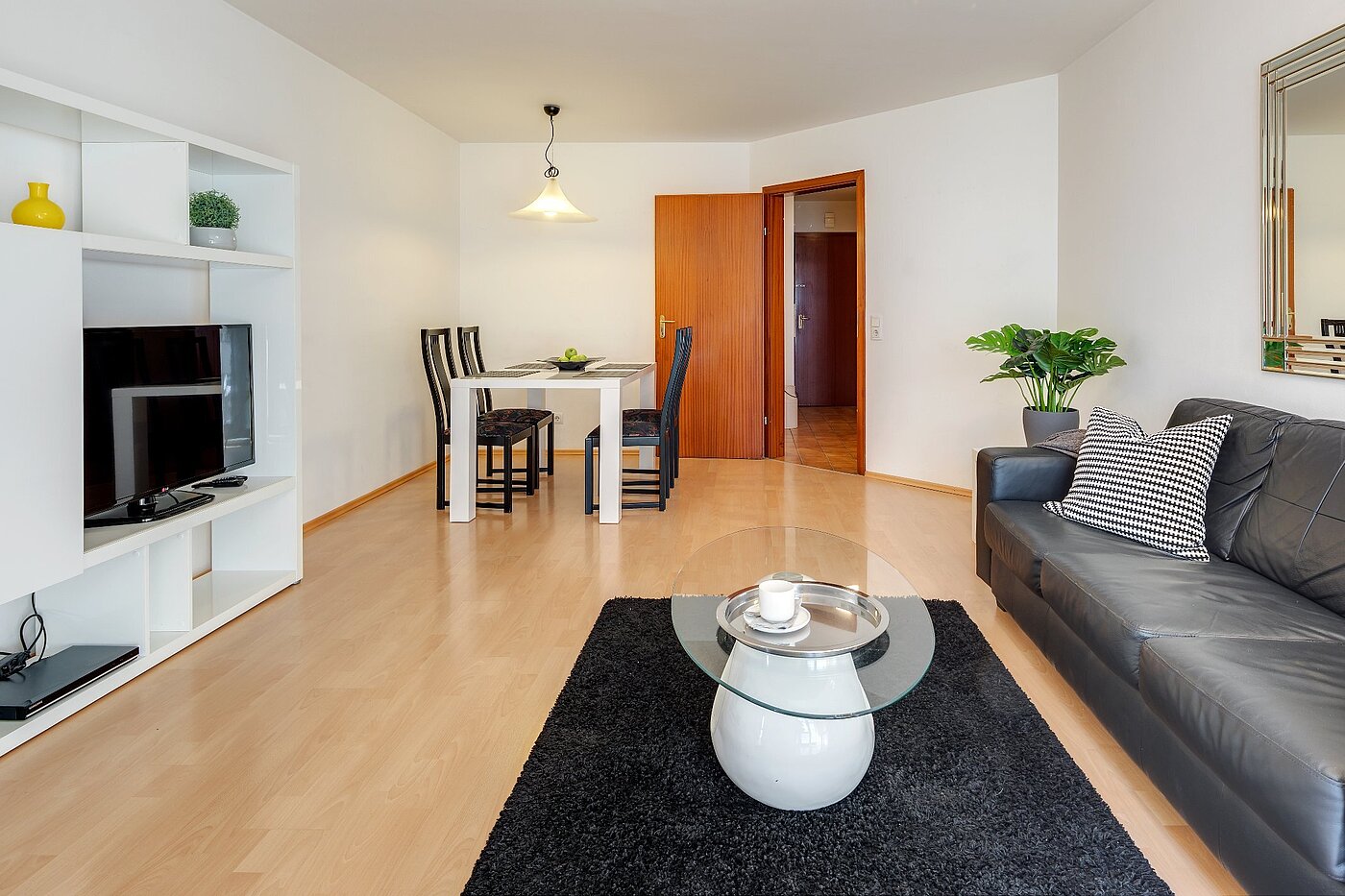Apartment with 2 room | München-Isarvorstadt | 1804ML1