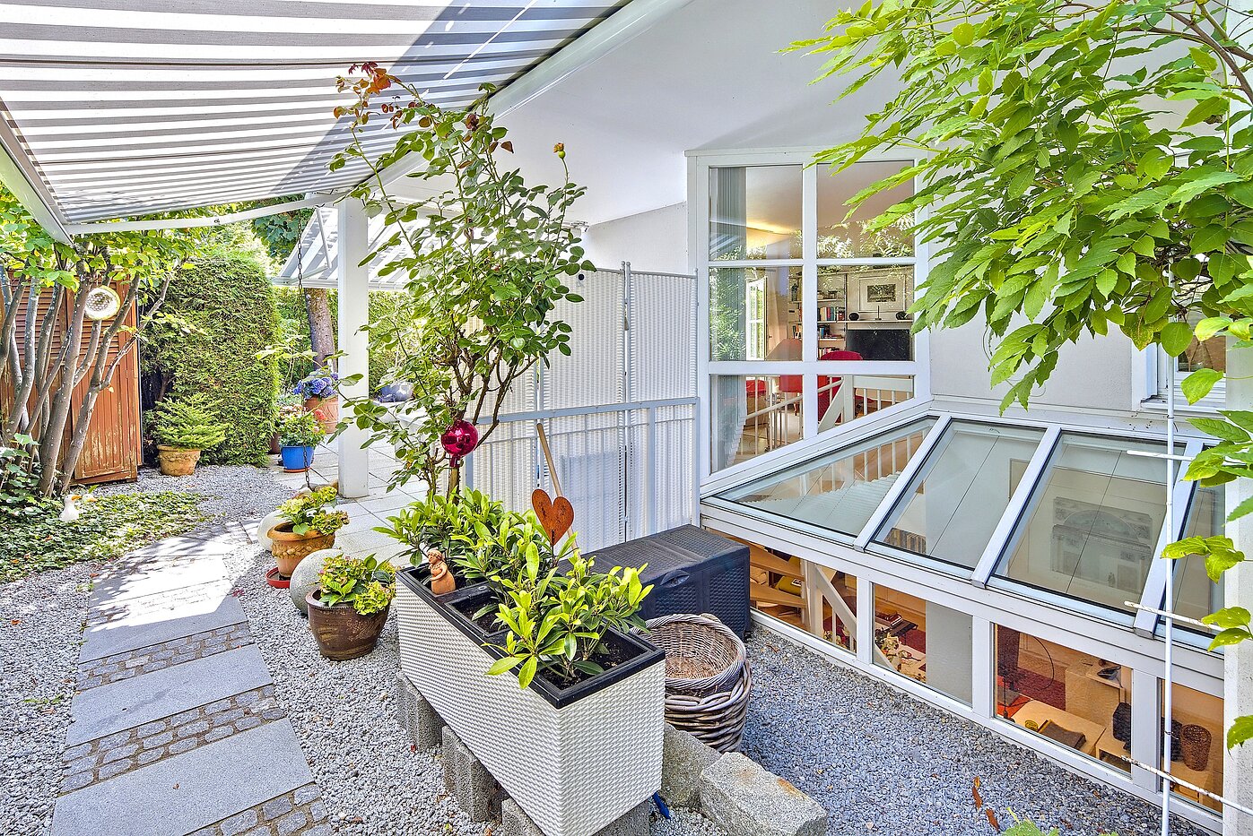 Ground floor apartment with 2 room | München-Obermenzing | 70280 | Uneinsehbarer Terrassenweg