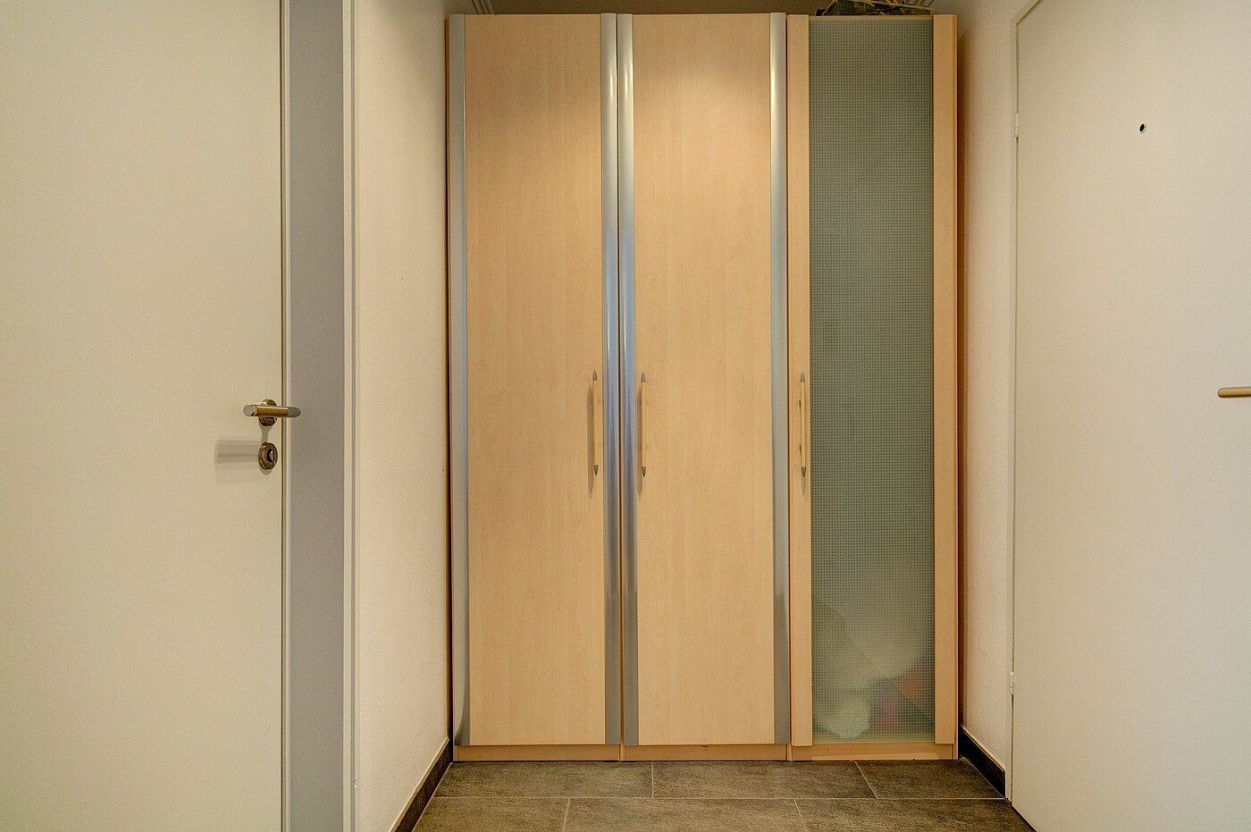 Apartment with 1 room | München-Au | 1802ML9 | ..Kleiderschrank