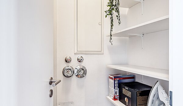 Apartment with 3 room | München-Schwabing | 2202ML12 | Der Abstellraum