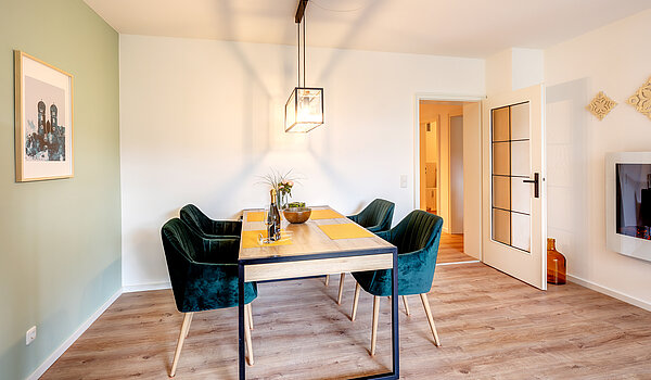 Apartment with 3 room | Unterhaching | 70421 | ...Essen