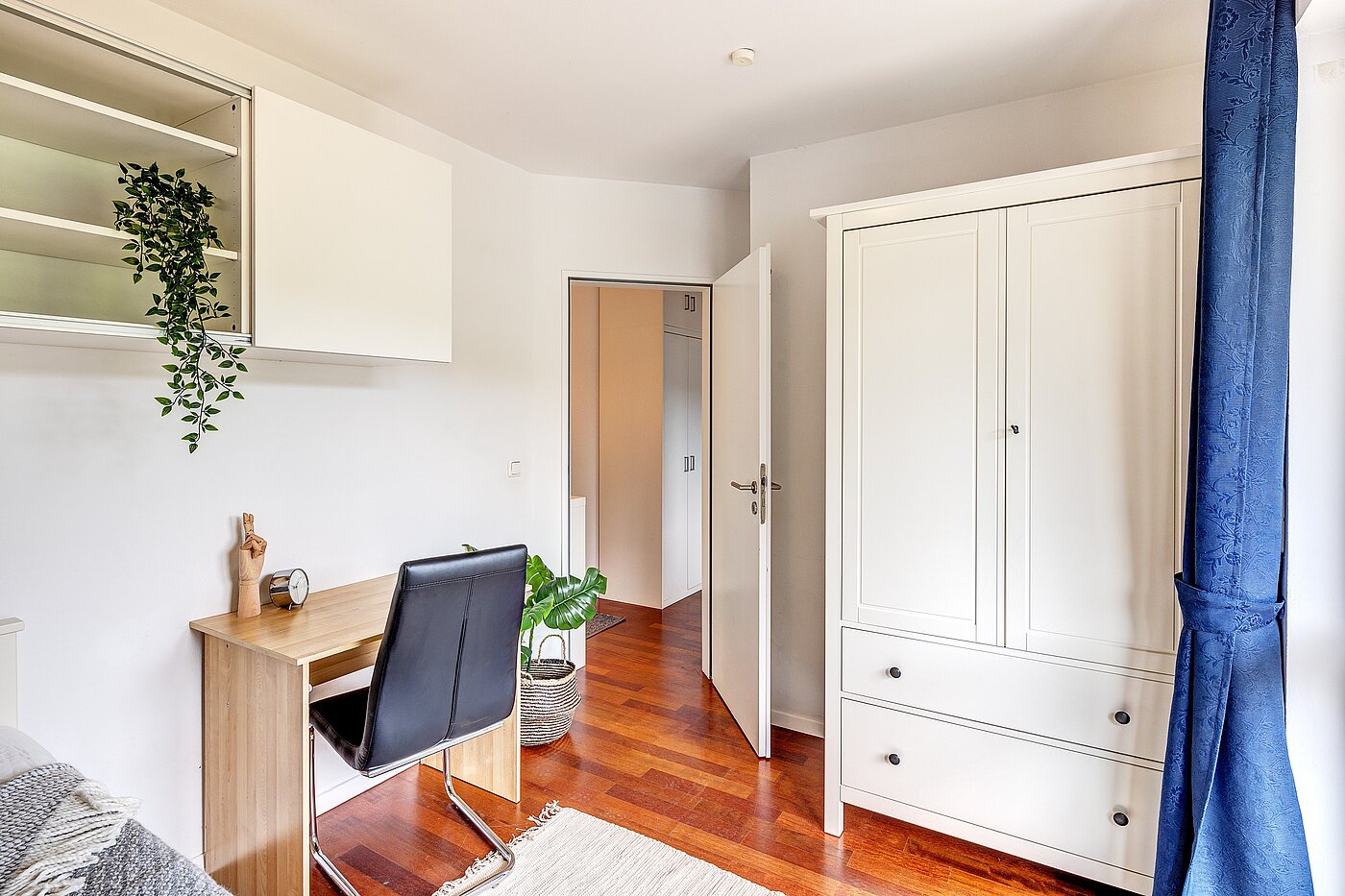 Apartment with 3 room | München-Schwabing | 2202ML12 | ...mit Arbeitsplatz...