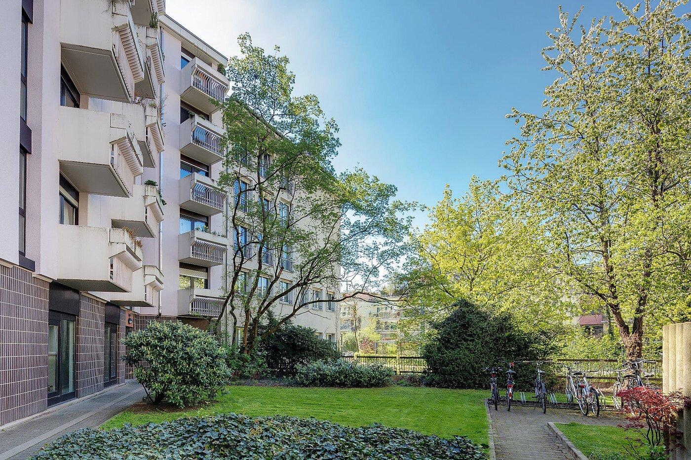 Apartment with 2 room | München-Isarvorstadt | 1804ML1 | Begrünter Innenhof