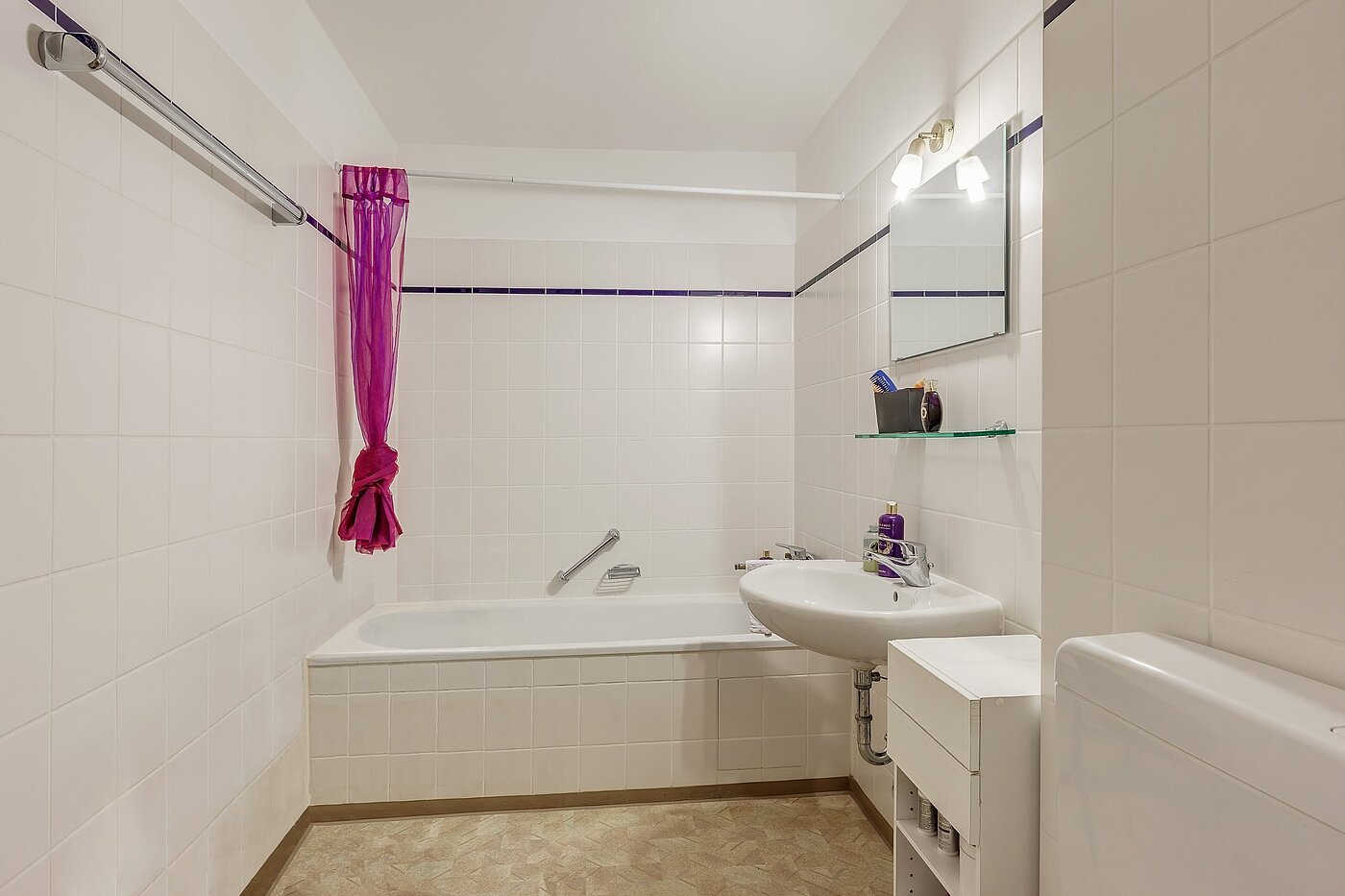 Apartment with 3 room | München-Schwabing | 1912ML4 | Bad mit Badewanne