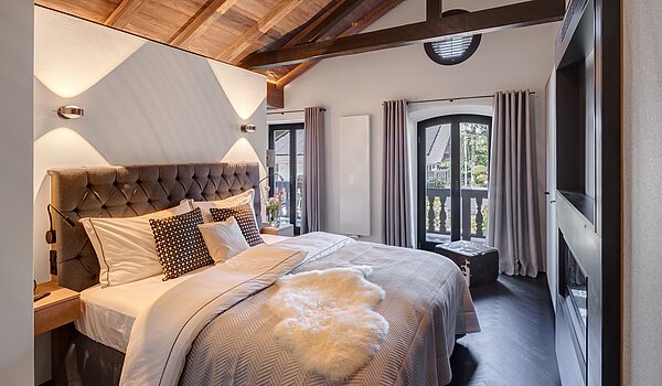 Special property with 15 room | Bad Wiessee | 701591 | Chalet I Master Bedroom