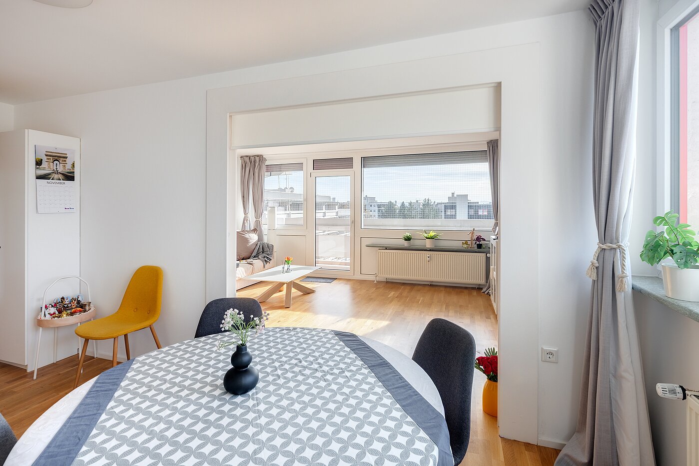Apartment with 3 room | München-Schwabing | 703181 | ...Wohnbereich offen...