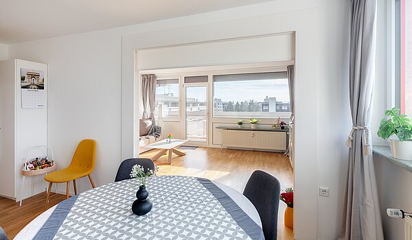 Apartment with 3 room | München-Schwabing | 703181 | ...Wohnbereich offen...