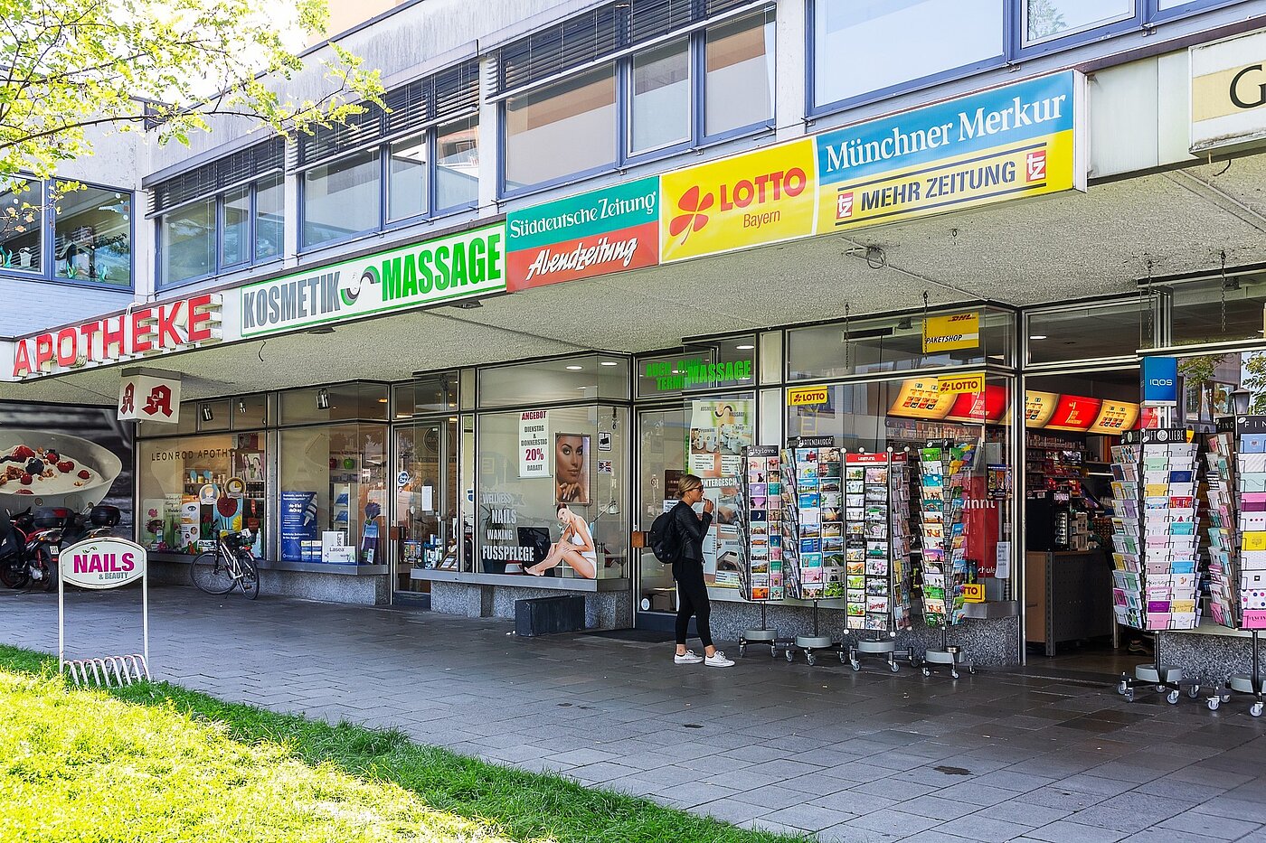 Apartment with 2.5 room | München-Nymphenburg | 2204ML61 | Zahlreiche Einkaufsmöglichkeiten und...