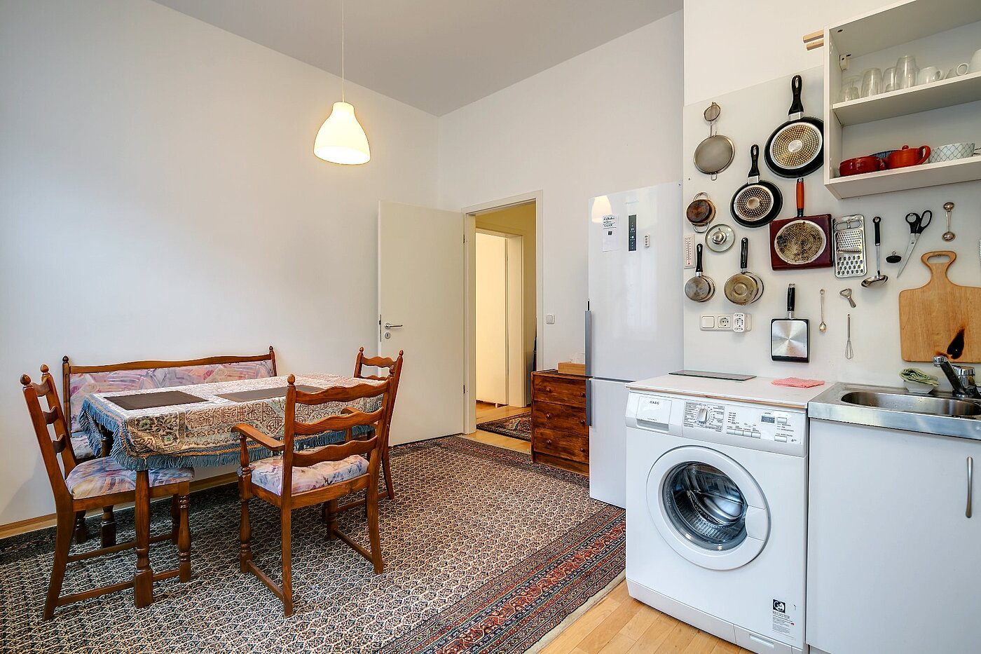 Apartment with 2 room | München-Haidhausen | 1807ML2 | ...mit offener Küche...