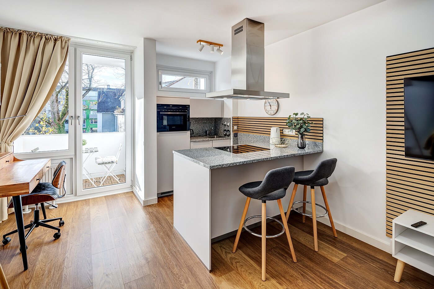 Apartment with 1 room | München-Milbertshofen | 70183 | ...und Barhockern