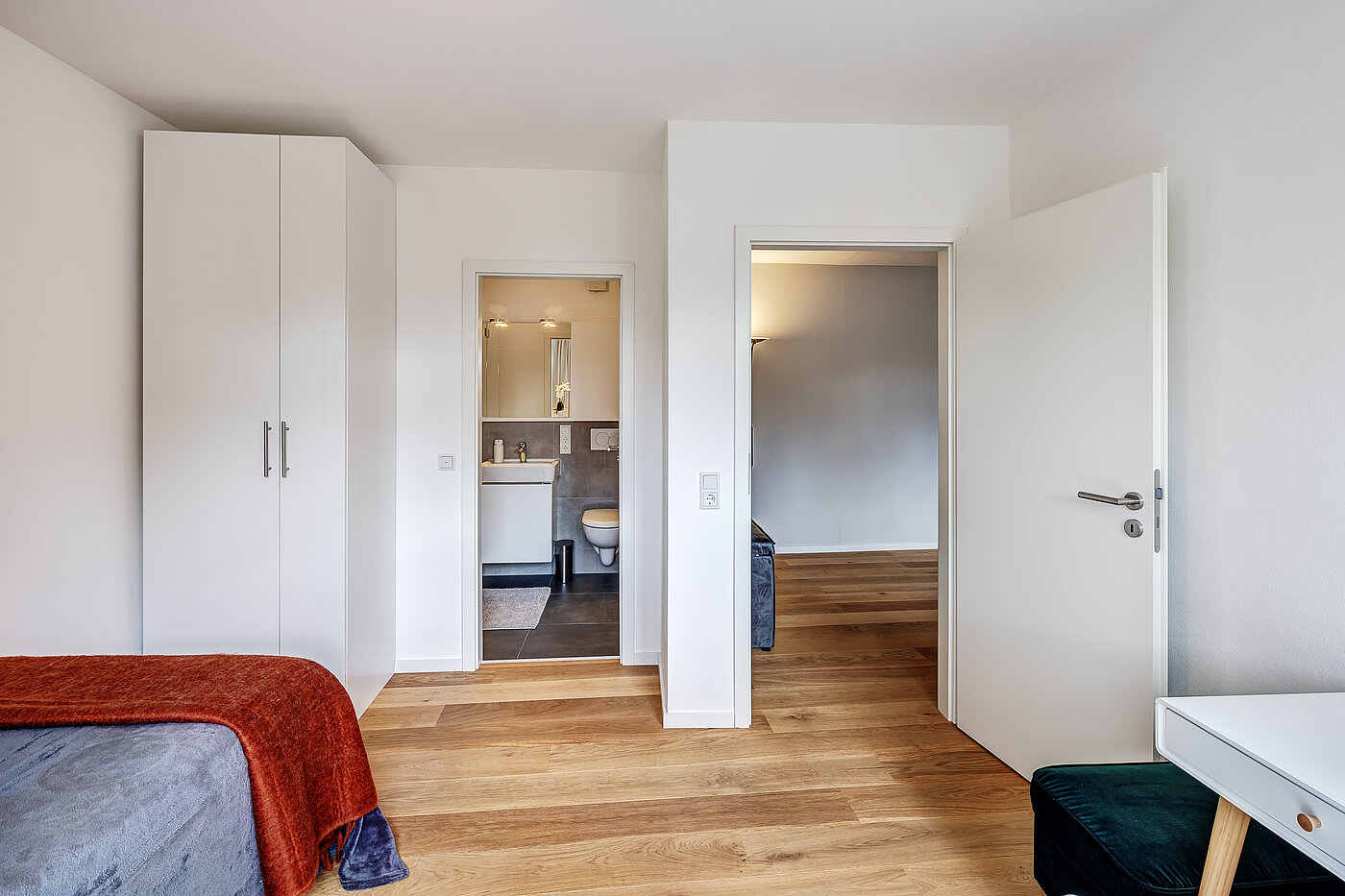 Apartment with 4 room | München-Au | 70423 | Arbeiten/Schlafen