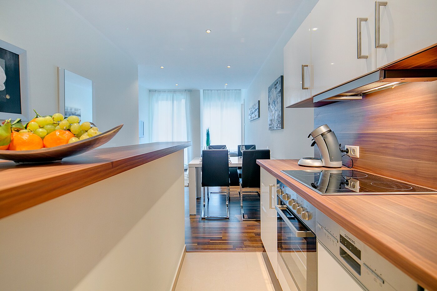 Ground floor apartment with 4 room | München-Neuhausen | 70471 | ...mit Theke