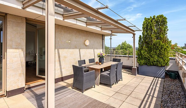 Penthouse with 3.5 room | München-Oberföhring | 70237 | ...mit überdachtem Patio...