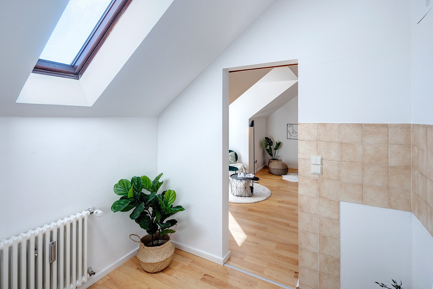 Apartment with 1 room | Starnberg | 2202ML2 | Von der Küche in den Wohnraum