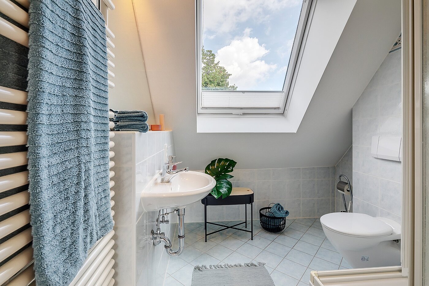 Apartment with 5.5 room | Weßling | 1907ML4 | Großes Duschbad