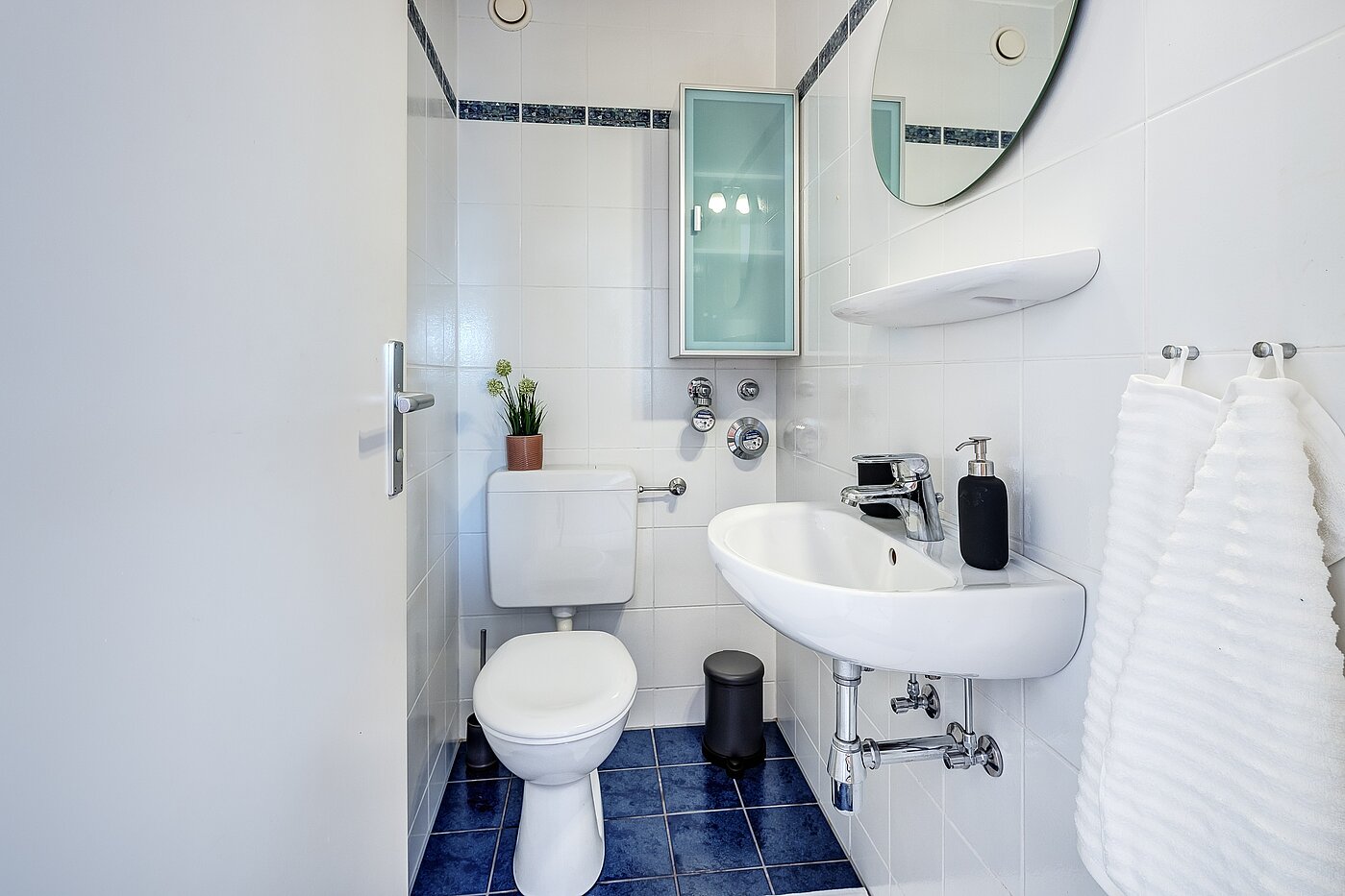 Apartment with 3.5 room | Haar | 2201ML5 | Separates Gäste-WC