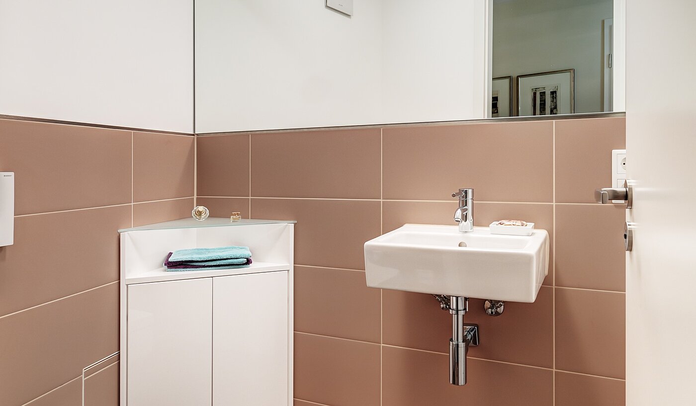 Apartment with 3 room | München-Schwabing | 1511ML1 | Gäste-WC