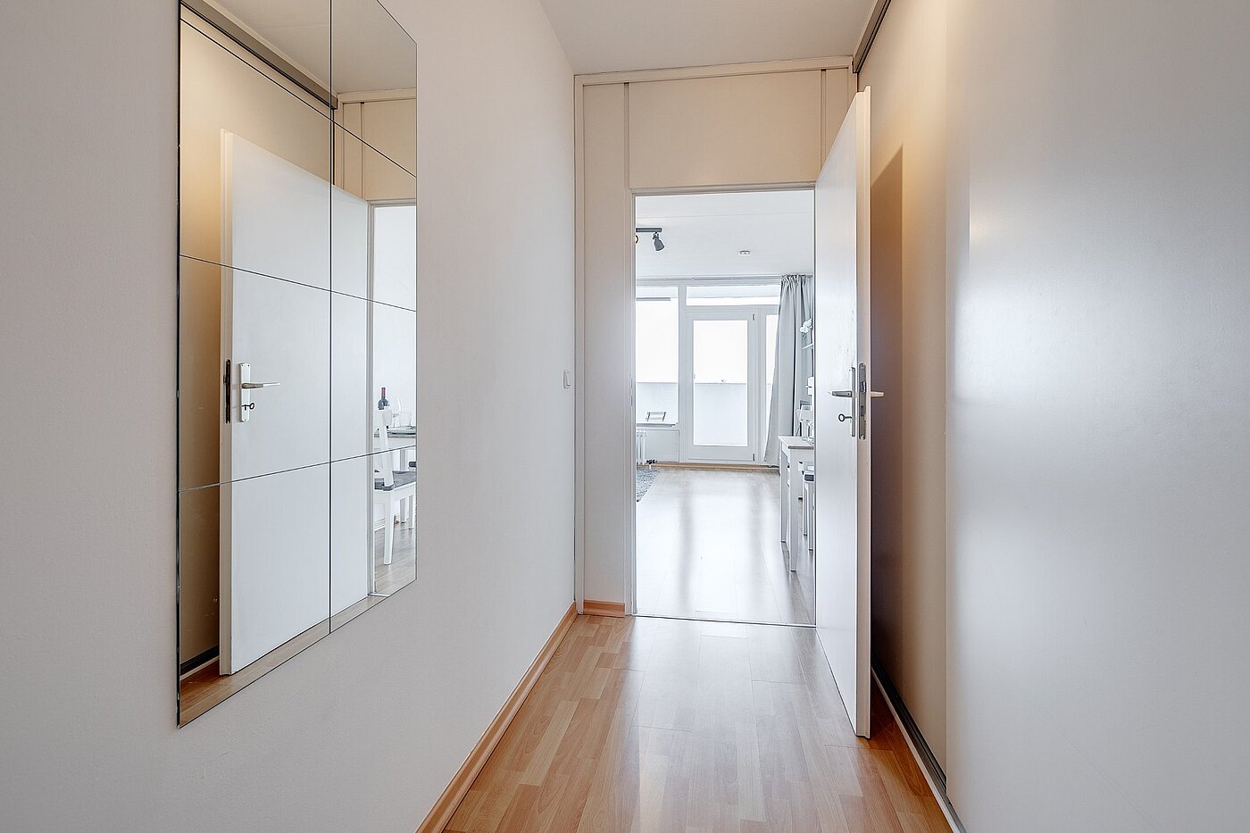 Apartment with 1 room | München-Moosach | 1903ML3 | Geräumiger Flur