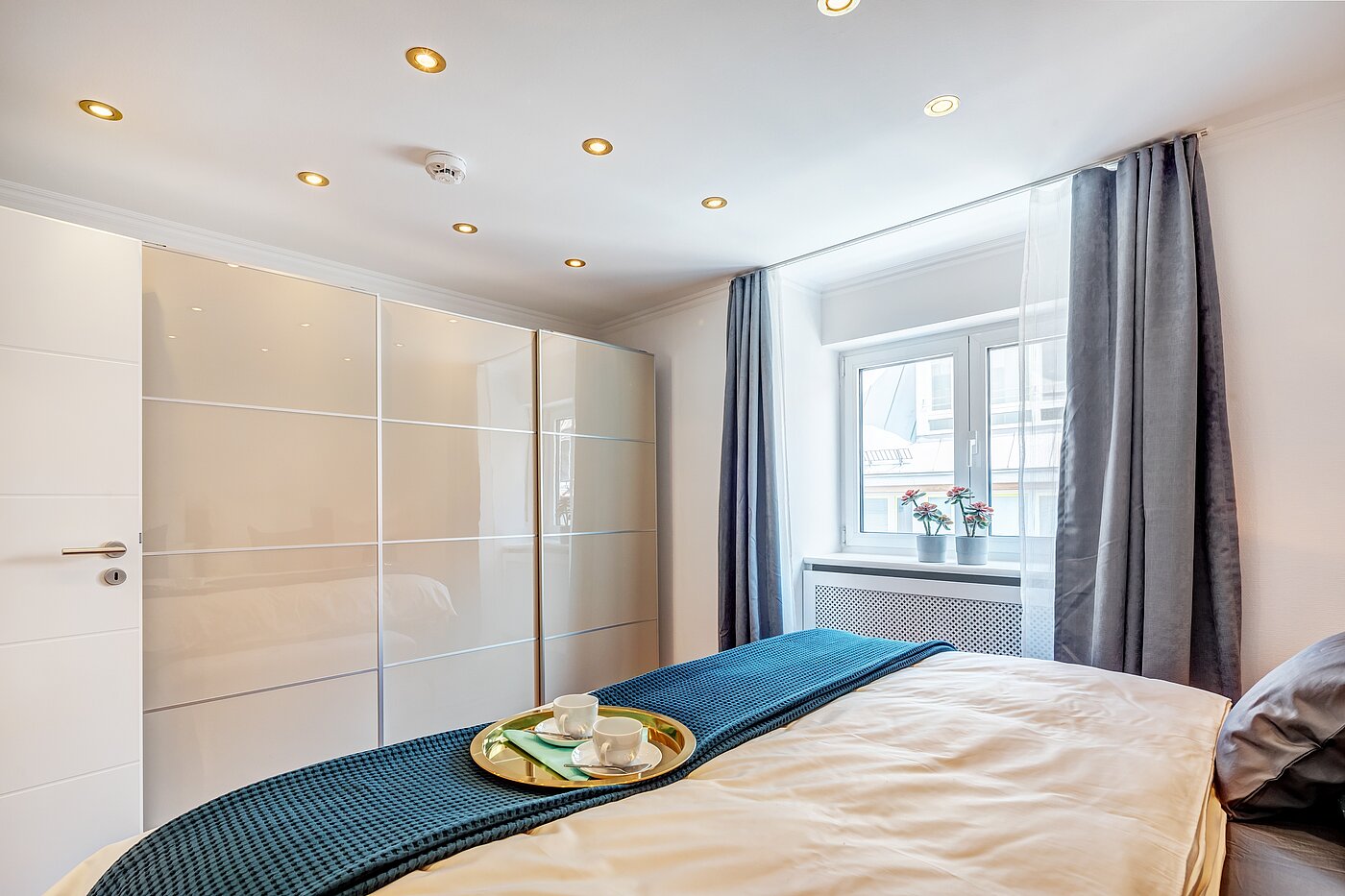 Apartment with 2 room | München-Schwabing | 70434 | ...mit viel Stauraum
