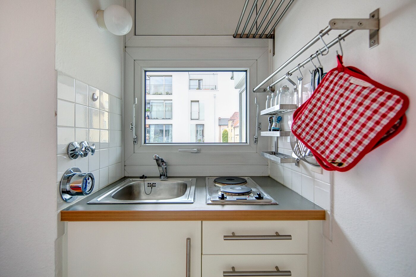 Apartment with 1 room | München-Neuhausen | 1911ML8 | Küche mit Aussicht